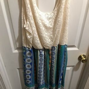Plus size maxi dress
